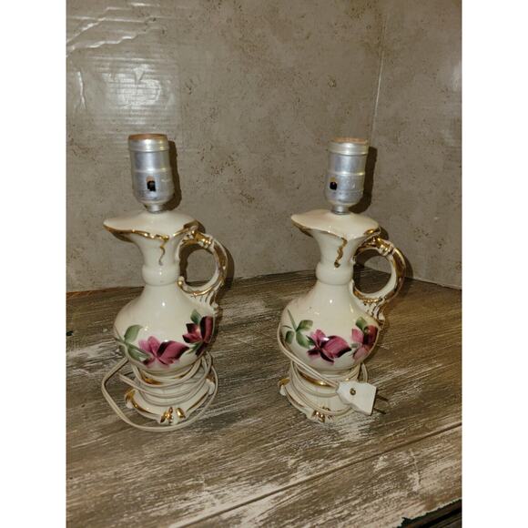 Pair Of Vintage Hand Painted Urn Style Table Lamps Red Floral Gold Trim